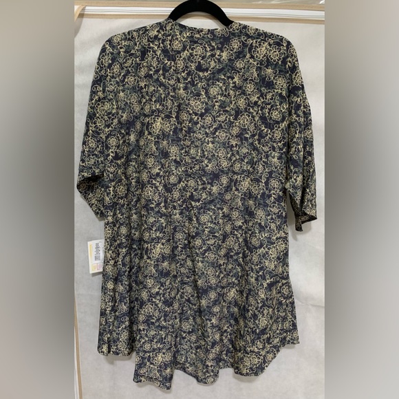 ⭐️Clearance⭐️LulaRoe Lindsay - Picture 10 of 14